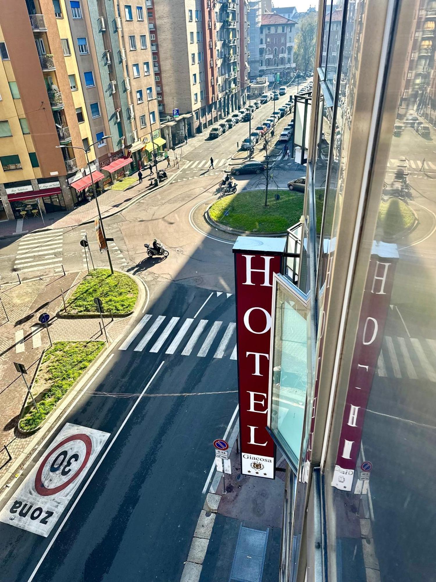 Hotel Giacosa Мілан Екстер'єр фото