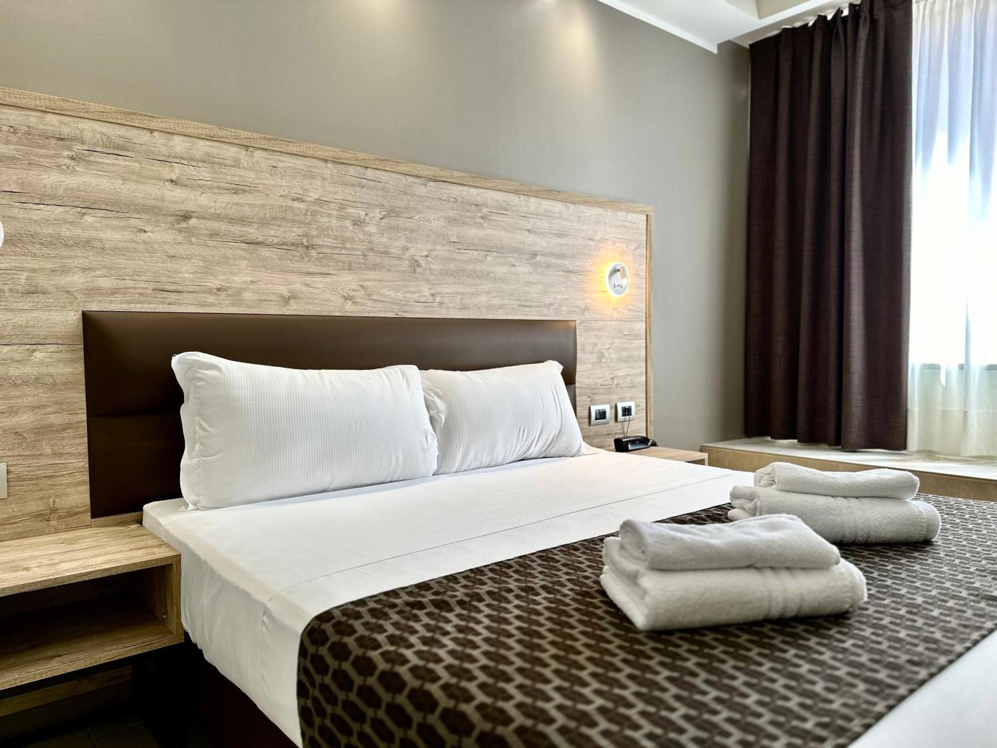 Hotel Giacosa Мілан Екстер'єр фото